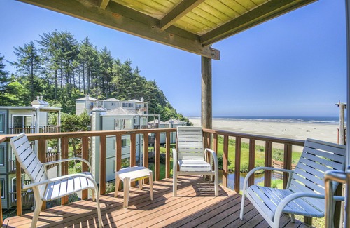 Newport Apartment | Little Creek Cove Beachfront Resort