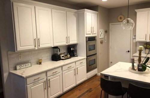 Little Elm House | Little Elm LUX - Hot Tub, Arcade, Cinema, Minions & more-Minutes to Lake and PGA
