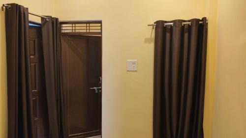 Varanasi House | Little Escape Homestay