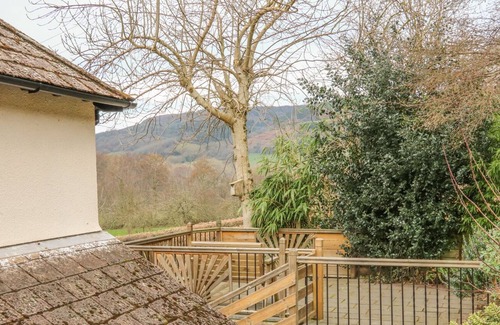 Minehead Cottage | LITTLE FARTHINGS, pet friendly, character holiday cottage in Dunster