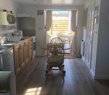 Broadstairs Apartment | Little Flint