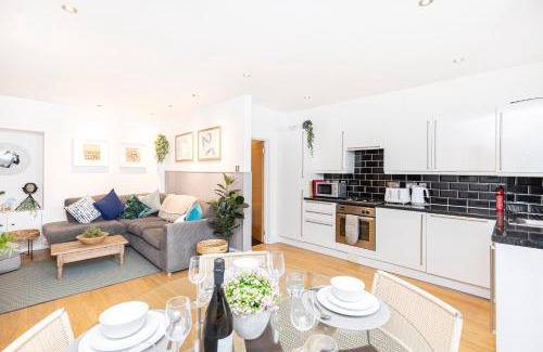 Swanage Apartment | Little Gem