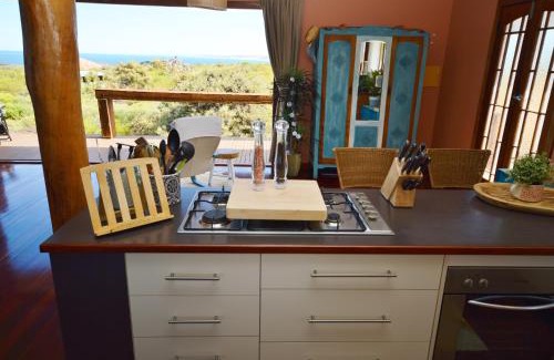 Kalbarri House | Little Gem Ocean Retreat - Kalbarri, WA