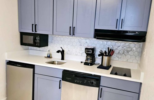 Ruskin House | Little Harbor Resort #507 Tampa Bay FL Beach, Riverview Romance