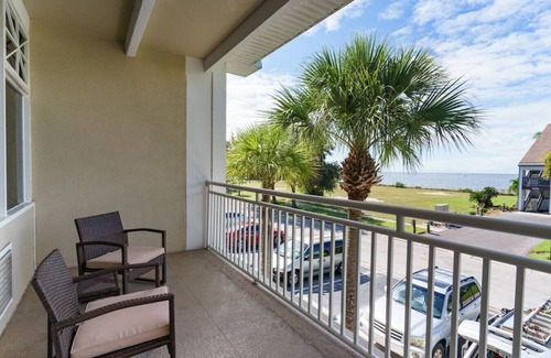 Ruskin Condo | LITTLE HARBOR RESORT U408 Balcony/Resort Amenities! Free Parking/Wifi/Self Check in/Restaurants