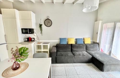 Antony House | Little house 2 bedrooms -Terrace, Antony Center near Paris and Orly