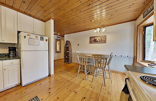 Hayward Cabin | Little House In The Big Woods
