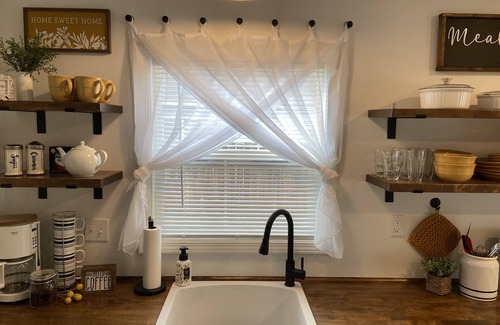 Pendleton House | Little House on Ladow