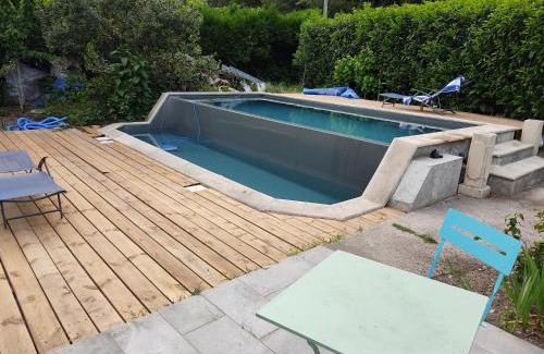 Merignac House | Little Italy