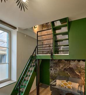 Nevers Apartment | Little Jungle Atypique Nevers BY Primo Conciergerie