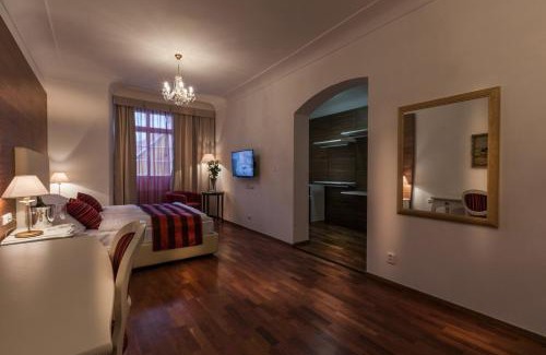 Prague 1 Hotel | Little King Hotel U Malvaze