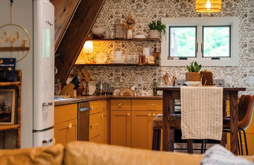 Old Fort Cabin | little mountain a-frame: a cozy, quiet retreat w/hot tub - pet friendly!