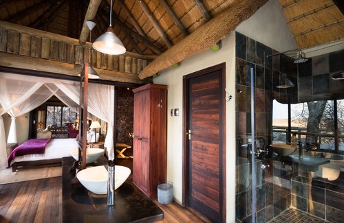 Okaukuejo Cabin | Little Ongava