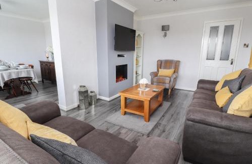 Penrhyn Bay House | Little Orme Bungalow