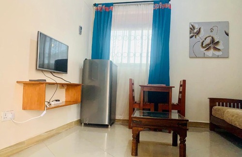Fort Portal House | Little Paradise Boma