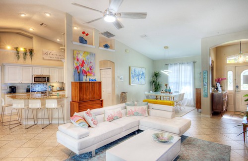 Palm Harbor House | Little Paradise - Salt Water Pool and Hot Spa NEW LISTING -TEMPORARY LOW RATE