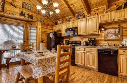 Pigeon Forge Cabin | Little Pigeon River Front Cabin-1 Mile of Main Parkway in Pigeon Forge Great Fishing