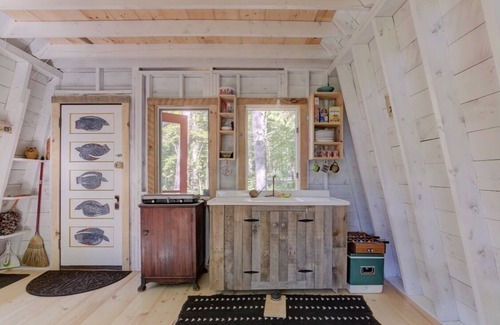 West Newfield House | Little Pine Cottage