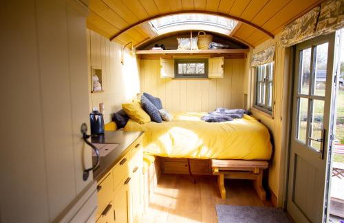 Birdham House | Little Plovers Shepherd Hut