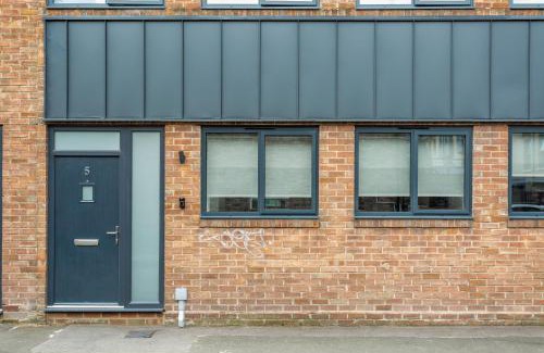 York Apartment | Little Potter, Central York with Parking