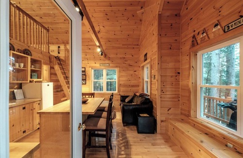Waterford House | Little Red Cabin on the Lake - Canoe, Swim, Fish & Toast Marshmallows