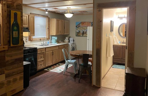 Potosi Cabin | Little Red Cabin south of Abilene