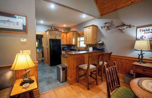 Heber Springs Cabin | Little Red River Waterfront Cabin for a perfect fishing getaway!