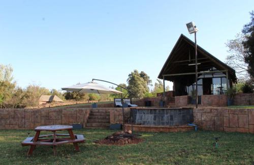 Hartbeespoort Ski Chalet | Little Swift Chalets