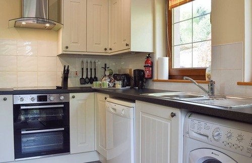 Weem Cottage | Little Tigh Craggan - UK10204
