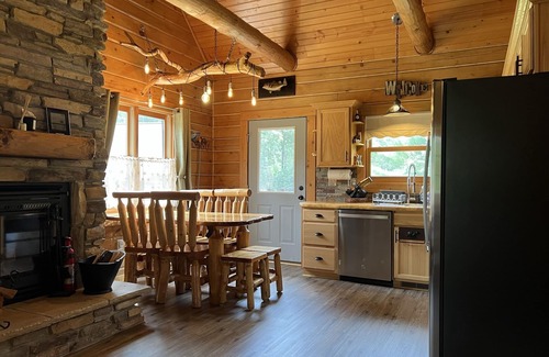 Nekoosa Cabin | Little Valley private log cabin in the woods by Lake Petenwell