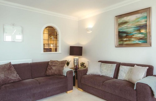 Eastbourne Apartment | Little Venice by the Sea - balcony & water views