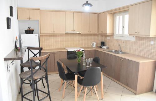 Naxos Town Apartment | Little Yard Studios & Apartments #2