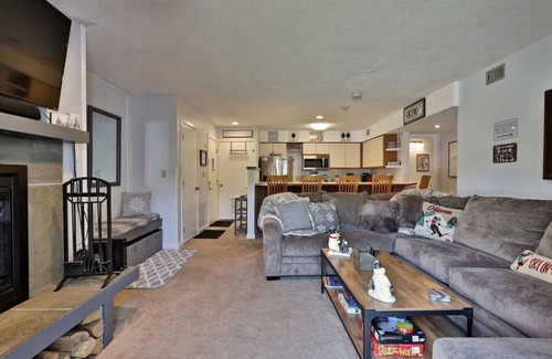 Ludlow Apartment | Littlefield, Okemo Mtn Lodge A302