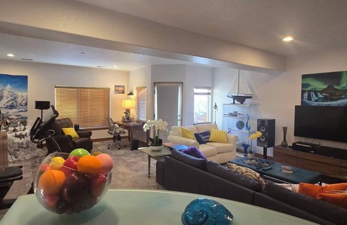 Roxborough House | Littleton-Roxborough Park Red Rocks Mountain Abode
