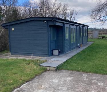 Hatherleigh House | Littlewood Cabin
