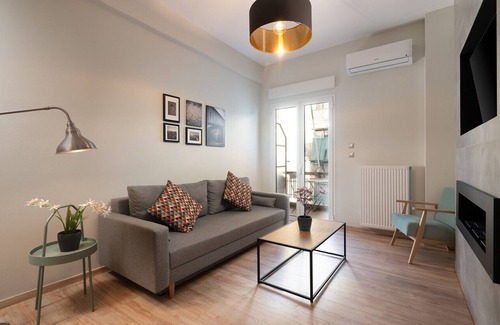 Pangrati Apartment | LIV - Cozy Urban Apartment in Pagrati