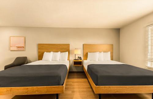 Renton Hotel | LivAway Suites Seattle- Renton