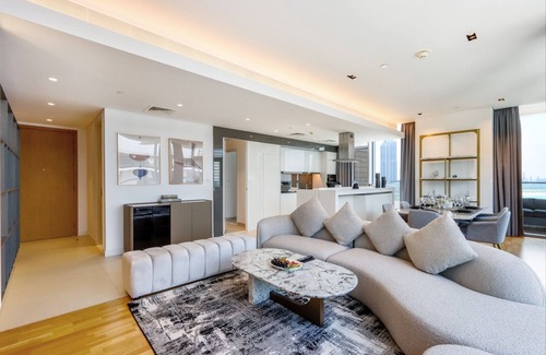 Dubai Apartment | Livbnb - Bluewaters 3BR + Maids, with Sea Views