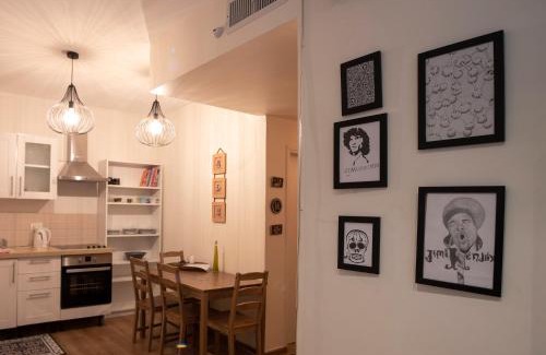Tel Aviv Apartment | Live at TLV