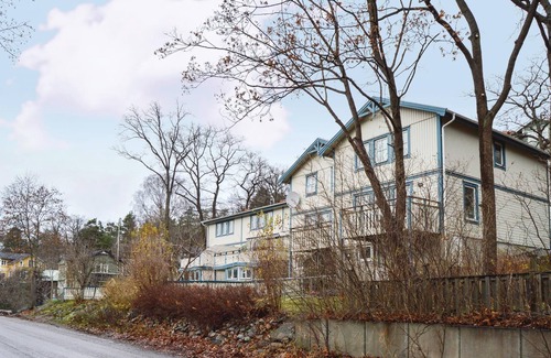 Lilla Nyckelviken House | Live comfortably and centrally on vacation.