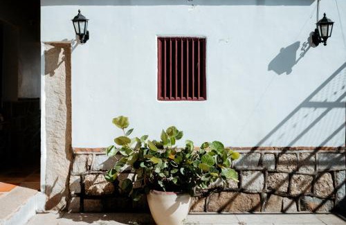 Ou-ts'o House | Live Guest House