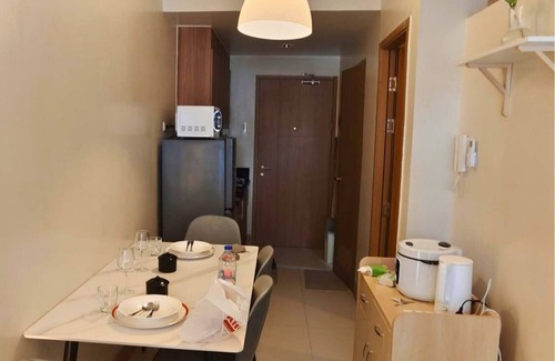 Barangay 76 Resort | Live Just Steps Away From Mall of Asia