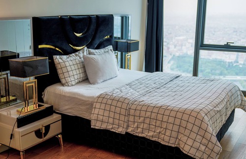 Bomonti Apartment | Live lavishly rent a luxury condo apartment with top-notch amenities in the 40+F