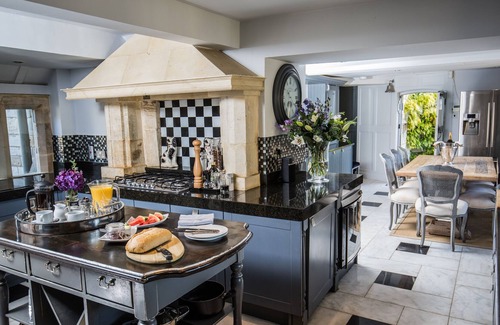 Painswick House | Live Like A King In The Heart Of The Cotswolds