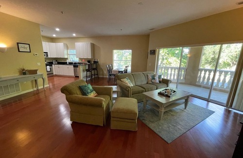 Inverness Condo | Live Oak Landing Condo at Lakeside G&CC