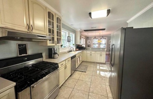 Charleston House | Live Oak Retreat