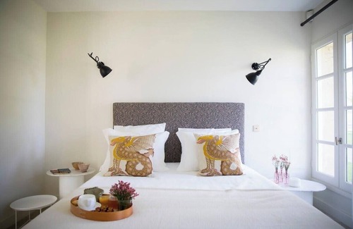 Lamarque Other | Live the castle life in Malescasse!