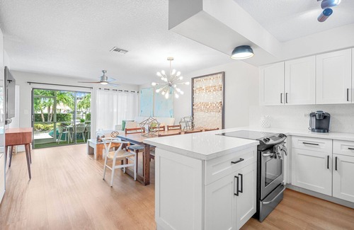 Key Largo House | LIVE THE LAVISH KEYS LIFE! Voted Best Vacation Rental in Key Largo! Casa Palma