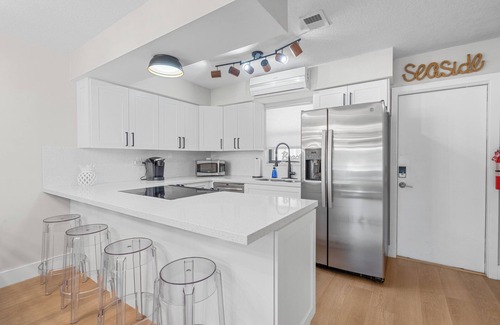 Key Largo House | LIVE THE LAVISH KEYS LIFE! Voted Best Vacation Rental in Key Largo! Casa Palma