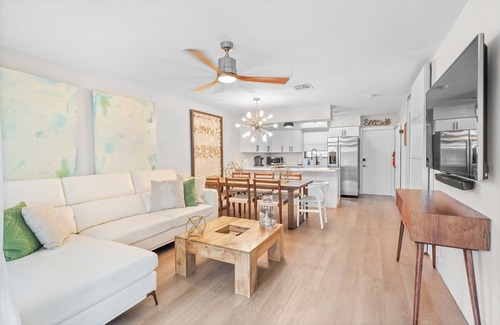 Key Largo House | LIVE THE LAVISH KEYS LIFE! Voted Best Vacation Rental in Key Largo! Casa Palma